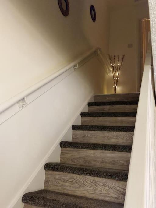 Comfortable 2 Bedroom House In Historic Apartment *